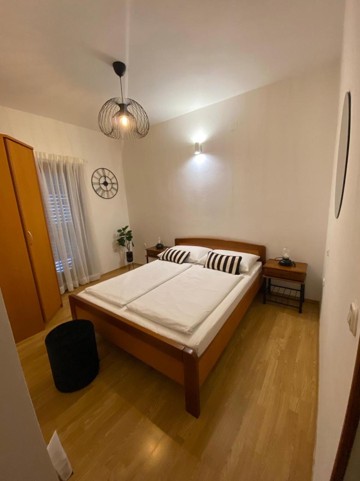 Ela I Gabi Apartment Omišalj Exterior foto